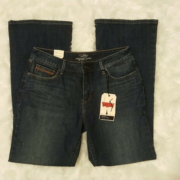 Levi's Denim - NWT Levis Jeans Bold Curve Classic Boot Cut